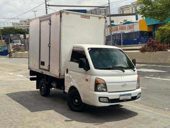 HYUNDAI HR 2.5 LONGO SEM CAÇAMBA 4X2 16V 130CV TURBO INTERCOOLER DIESEL 2P MANUAL HYUNDAI HR 2.5 LONGO SEM CAÇAMBA 4X2 16V 130CV TURBO INTERCOOLER DIESEL 2P MANUAL
